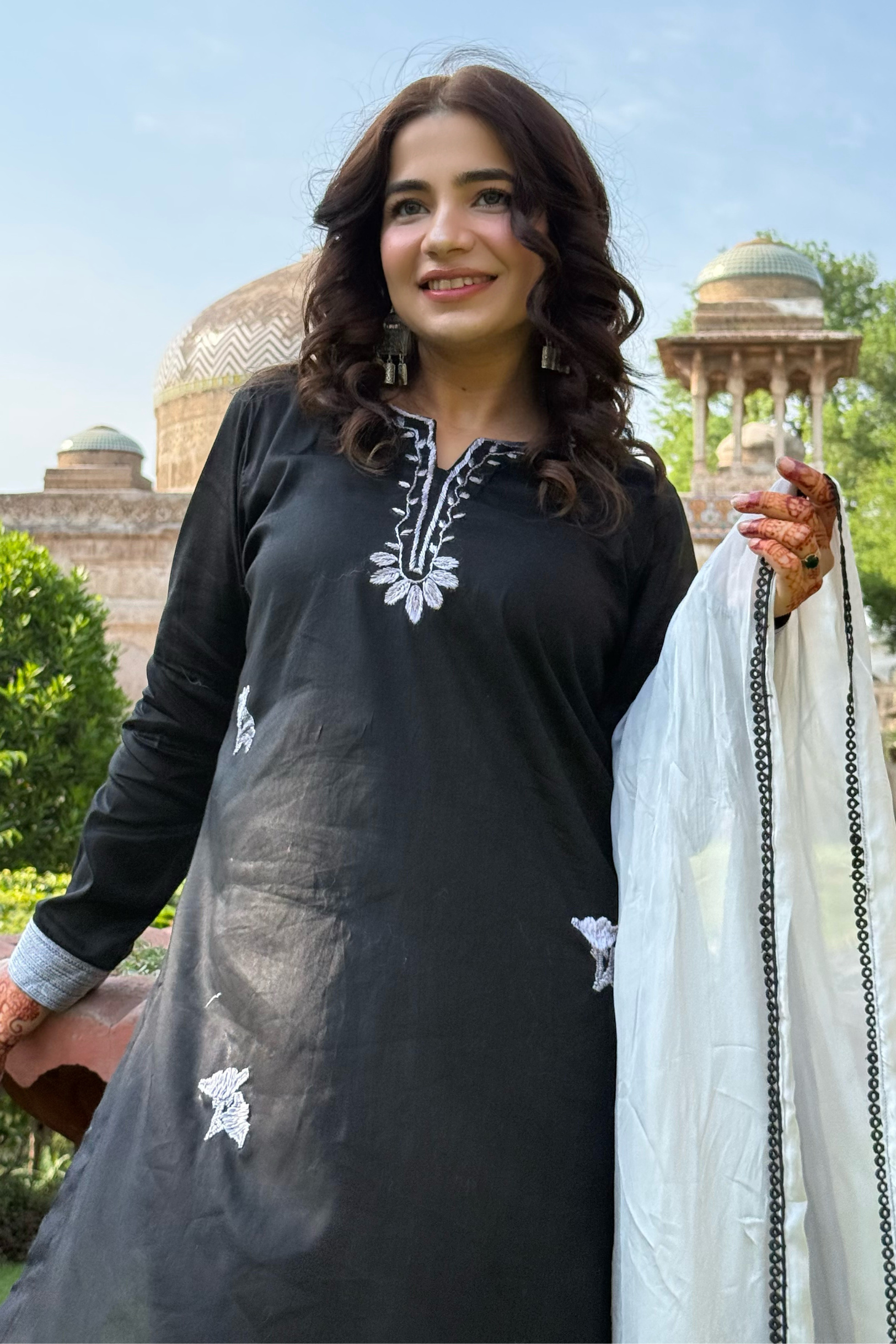Siyah - Noor