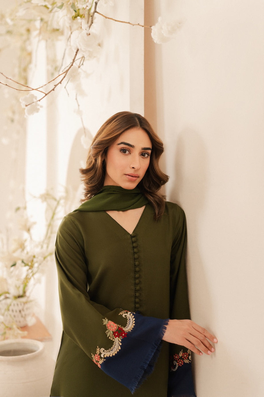 3PC Unstitched Dhanak Embroidered Shirt with Dhanak Dupatta MT-112 A