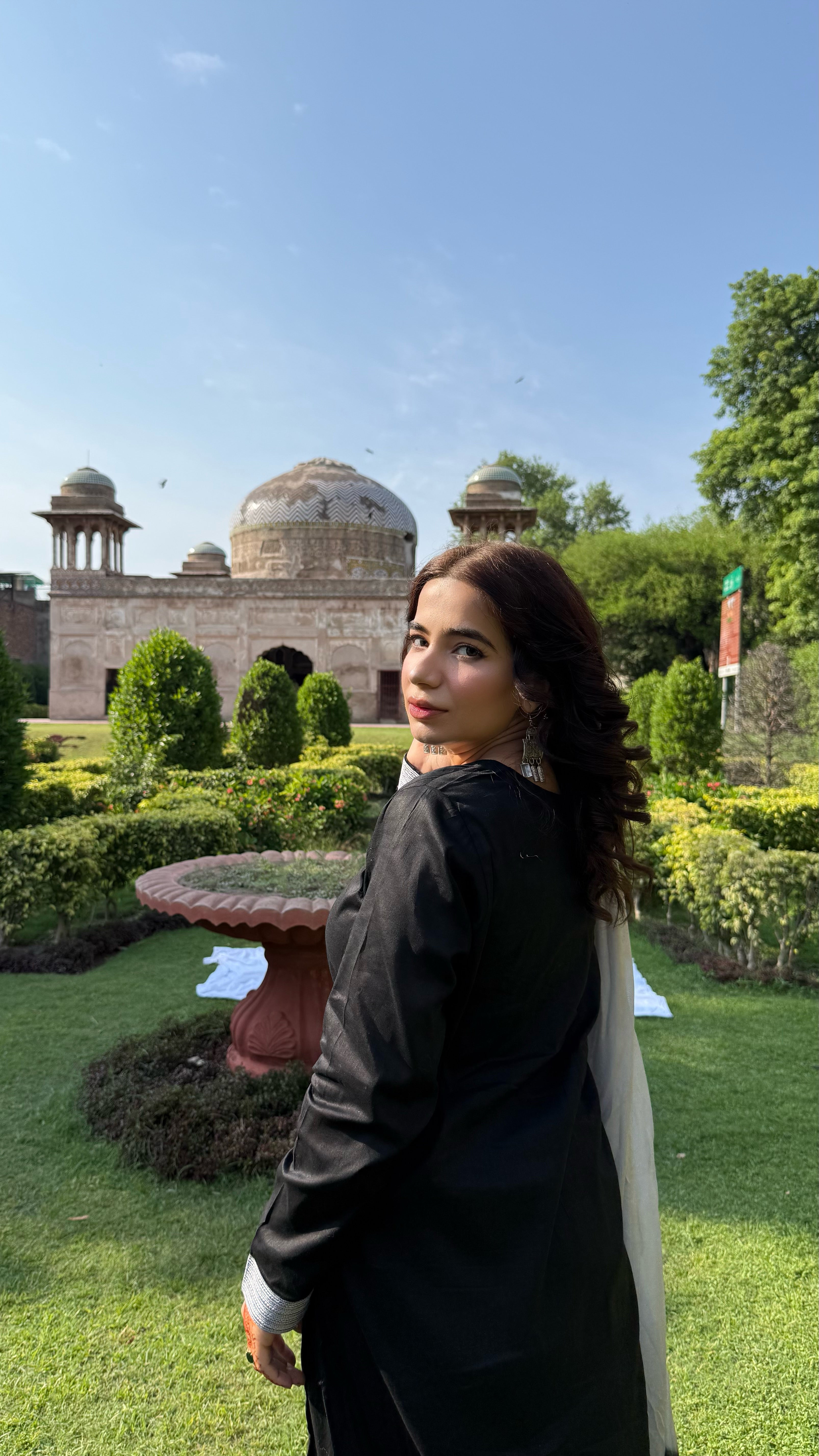 Siyah - Noor