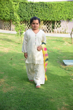 Desi Pearl